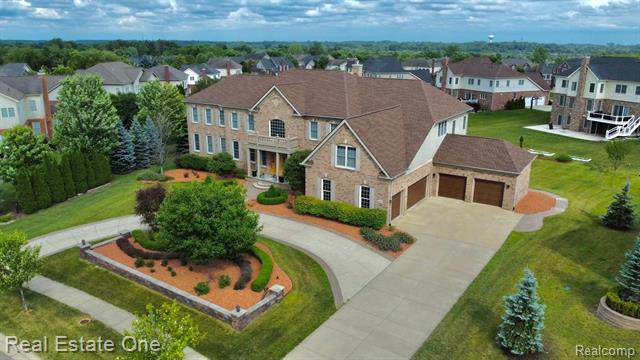 front view picture of 50437 Tamarack Trl, Northville, MI. 48168