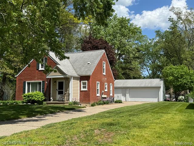 front view picture of 25220 Code Rd, Southfield, MI. 48033