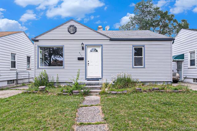 front view picture of 953 E Brickley Ave, Hazel Park, MI. 48030