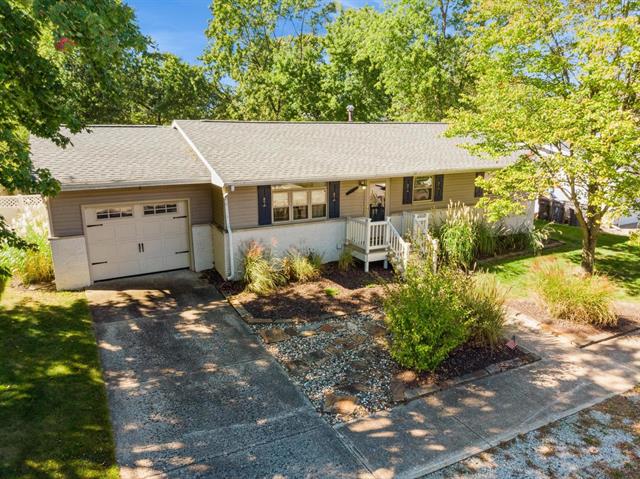 front view picture of 1111 Shore Drive, New Buffalo, MI. 49117