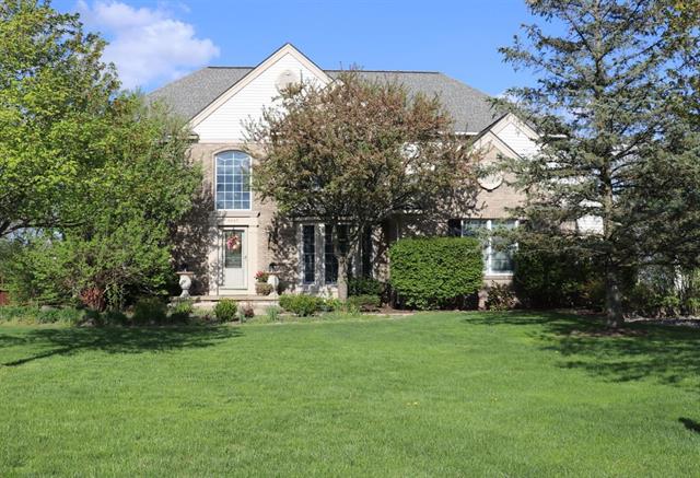 front view picture of 5447 Waterview Court, Ann Arbor, MI. 48108