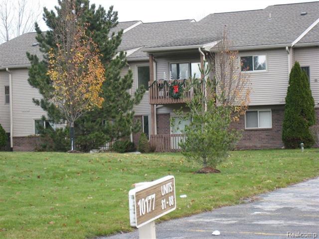 front view picture of 10177 Nancys Blvd Apt 88, Grosse Ile, MI. 48138
