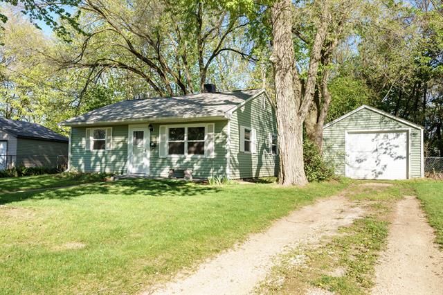 front view picture of 119 Derby Road, Battle Creek, MI. 49017