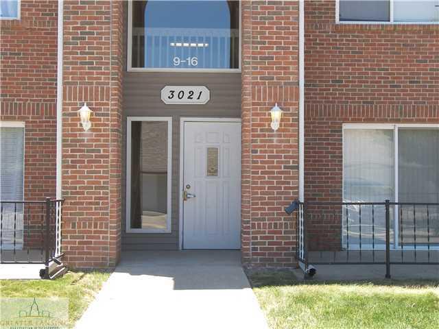 front view picture of 3021 Birch Row Drive, East Lansing, MI. 48823