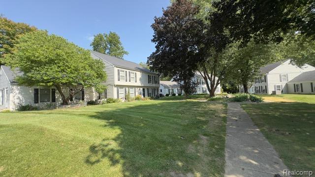 front view picture of 2148 Painted Post Drive, Flushing, MI. 48433