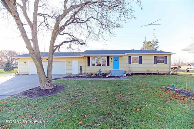 front view picture of 14185 Taylor Road, Millington, MI. 48746