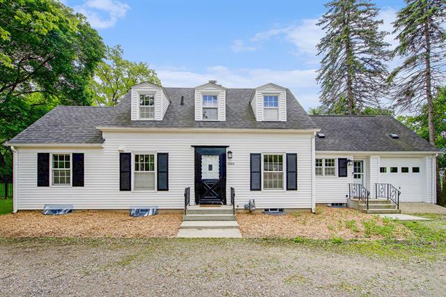 front view picture of 2690 Overridge Drive, Ann Arbor, MI. 48104