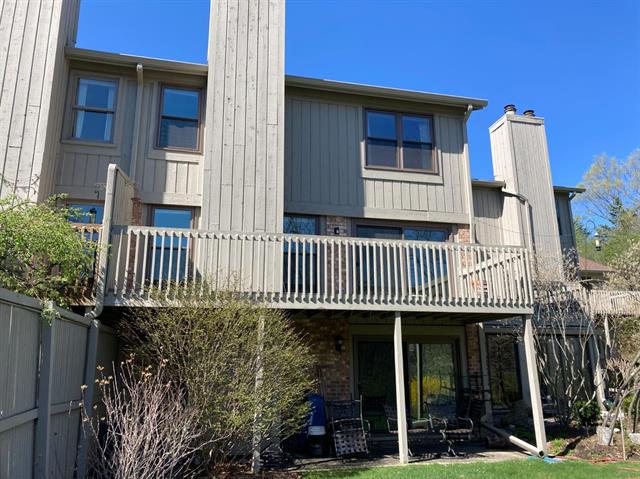 front view picture of 2222 Applewood Ct., Ann Arbor, MI. 48103