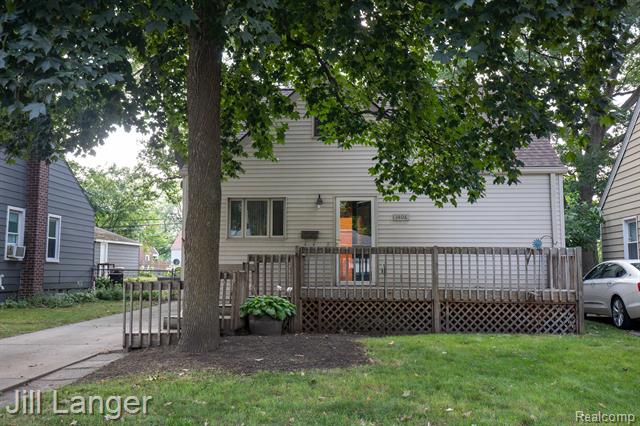 front view picture of 1408 Mohawk Ave, Royal Oak, MI. 48067