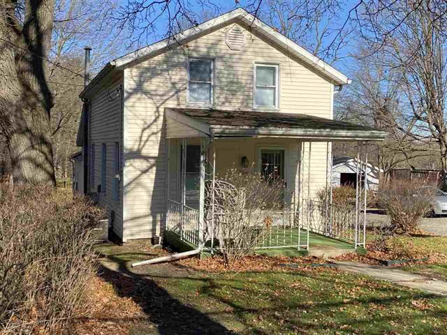front view picture of 304 Marshall St, Brooklyn, MI. 49230