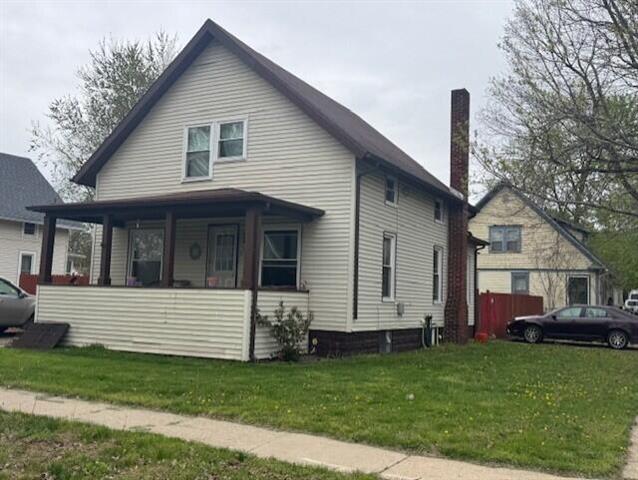 front view picture of 1018 Fifth Street, Three Rivers, MI. 49093