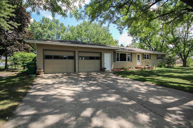front view picture of 1133 Blossom Drive, Three Rivers, MI. 49093