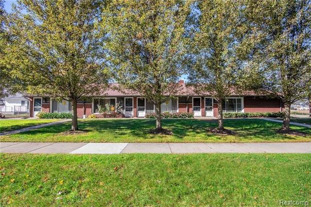front view picture of 4127 Kent Road, Royal Oak, MI. 48073