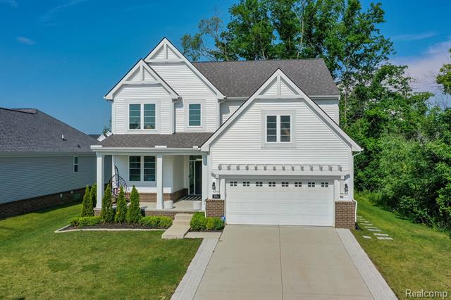 front view picture of 1957 Emerald Lane, Wixom, MI. 48393