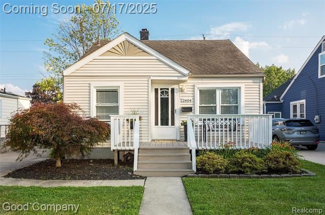 front view picture of 2404 Rowland Ave, Royal Oak, MI. 48067