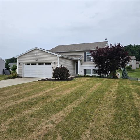 front view picture of 11341 Tauntonse , Lowell, MI. 49331