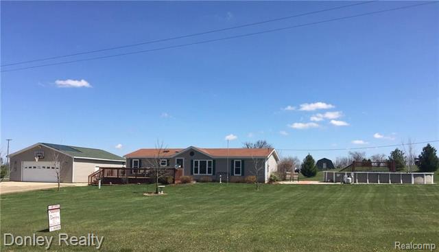 front view picture of 2505 Koylette Road, Marlette, MI. 48453