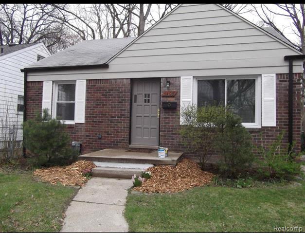 front view picture of 1403 Cherokee Ave, Royal Oak, MI. 48067