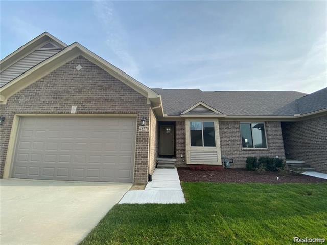 front view picture of 48278 Applegrove Lane, New Baltimore, MI. 48051