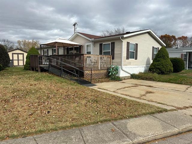 front view picture of 69205 Garver Lake Road, Edwardsburg, MI. 49112