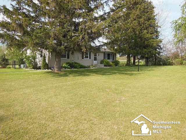 front view picture of 12660 Darling Rd., Milan, MI. 48160