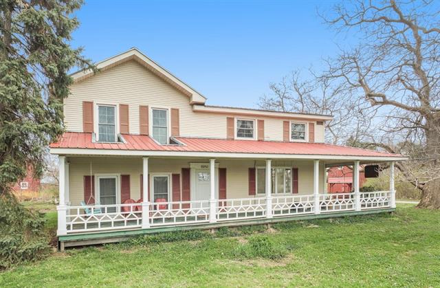 front view picture of 8950 Greenwood Road, Jackson, MI. 49201