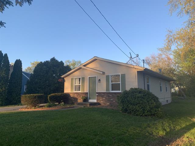 front view picture of 3054 Kensborone  Avenue, Grand Rapids, MI. 49505