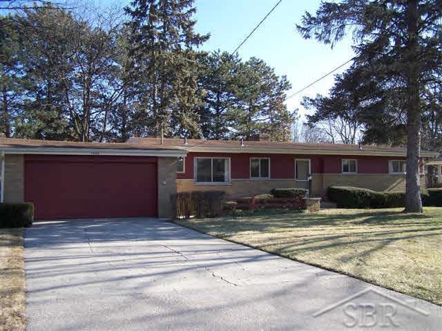 front view picture of 1468 Sauk Lane, Saginaw, MI. 48638