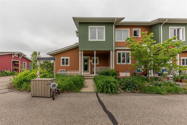 front view picture of 500 Little Lake Drive, Ann Arbor, MI. 48103