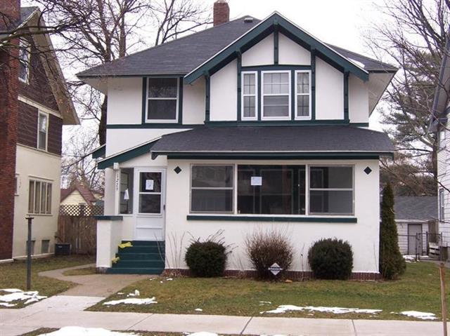front view picture of 1229 Thomasse  Street, Grand Rapids, MI. 49506