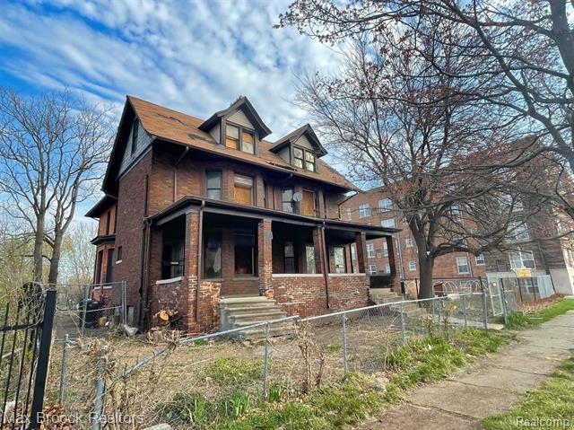 front view picture of 21 Marston Street, Detroit, MI. 48202