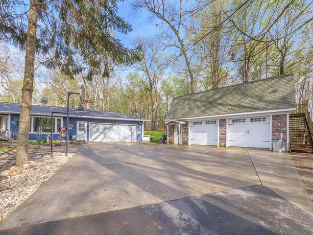 front view picture of 6994 18 1/2 Mile Road, Marshall, MI. 49068