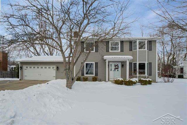 front view picture of 108 W Chapel Lane, Midland, MI. 48640