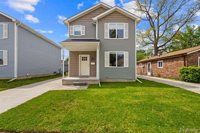 front view picture of 534 E Brickleye  Avenue, Hazel Park, MI. 48030