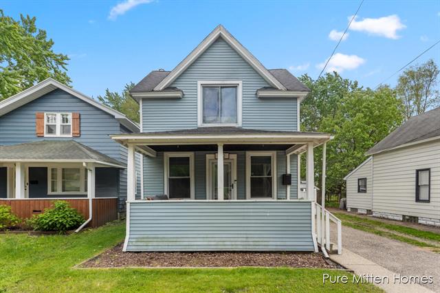 front view picture of 912 Ariannanw  Street, Grand Rapids, MI. 49504
