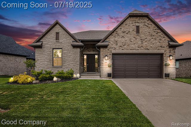 front view picture of 55172 Hanford Court, Shelby Township, MI. 48316