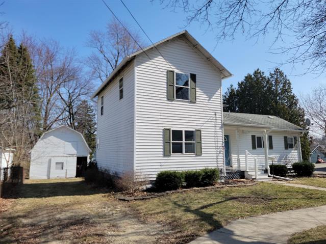 front view picture of 141 S West St, Hillsdale, MI. 49242