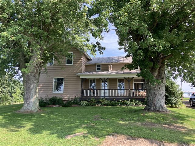 front view picture of 3440 W Bacon Rd, Hillsdale, MI. 49242