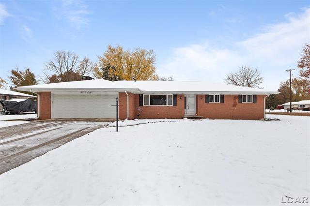 front view picture of 108 River Drive, Blissfield, MI. 49228