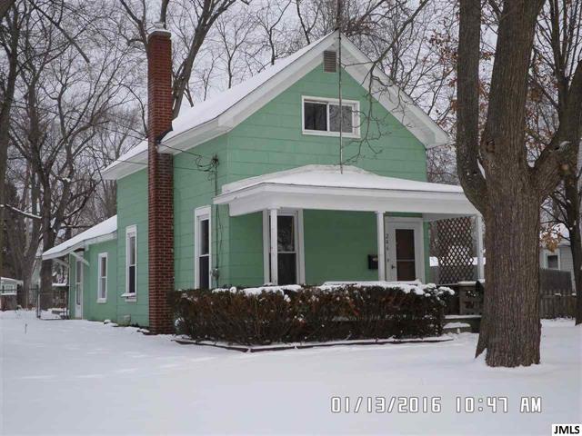 front view picture of 246 Griswold, Jackson, MI. 49203