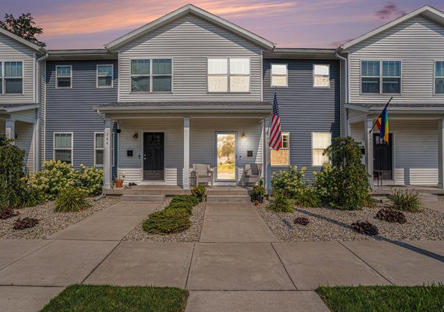 front view picture of 244 Monroe Avenue, Muskegon, MI. 49441
