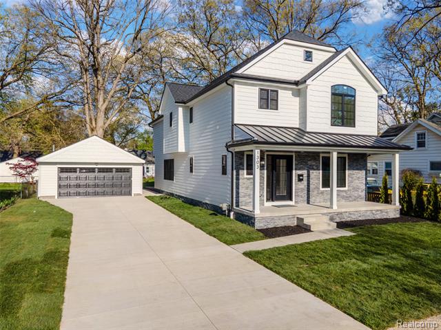 front view picture of 1303 Mohawk Ave, Royal Oak, MI. 48067