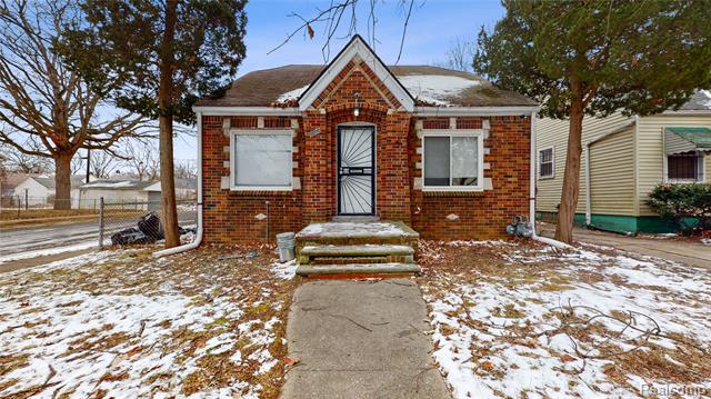 front view picture of 18710 Hasse Street, Detroit, MI. 48234