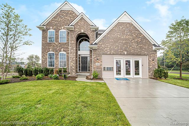 front view picture of 34923 Strathcona Drive, Sterling Heights, MI. 48312
