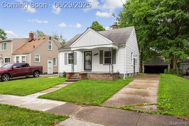 front view picture of 16746 Bramell Street, Detroit, MI. 48219