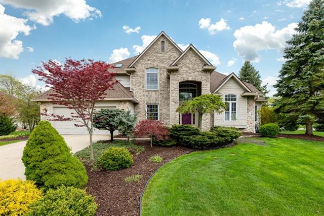 front view picture of 1383 E Greenfield Court, Ann Arbor, MI. 48108