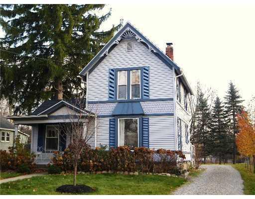 front view picture of 501 W Middle, Chelsea, MI. 48118