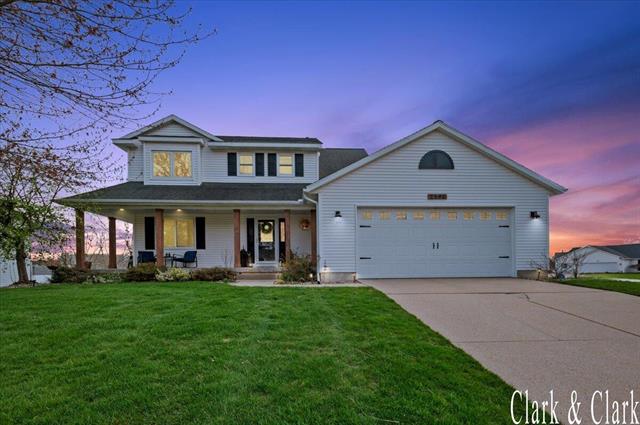 front view picture of 2590 Ridge Topsw  Drive, Byron Center, MI. 49315
