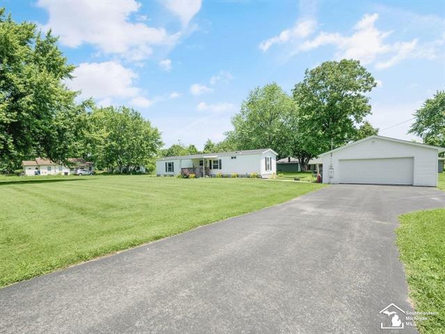 front view picture of 9122 Perry, Erie, MI. 48133