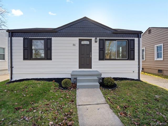 front view picture of 86 E Barrett Ave, Madison Heights, MI. 48071